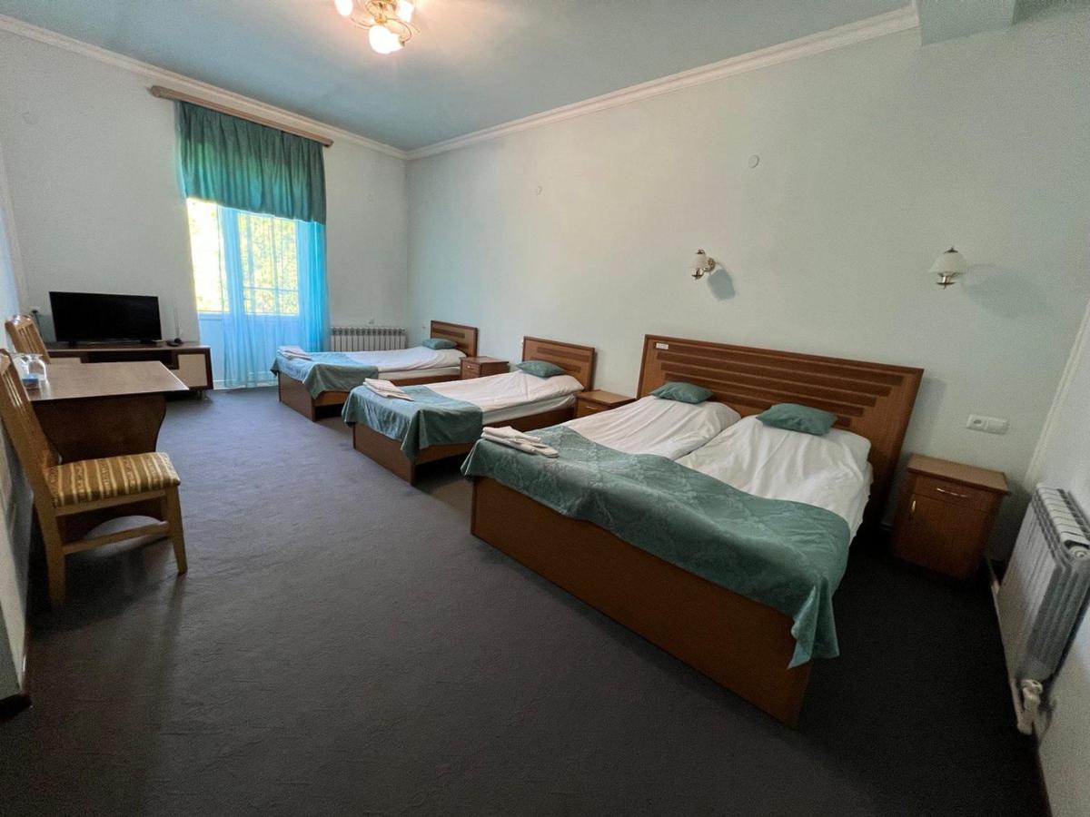 Mthnadzor Hotel กอริส ภายนอก รูปภาพ
