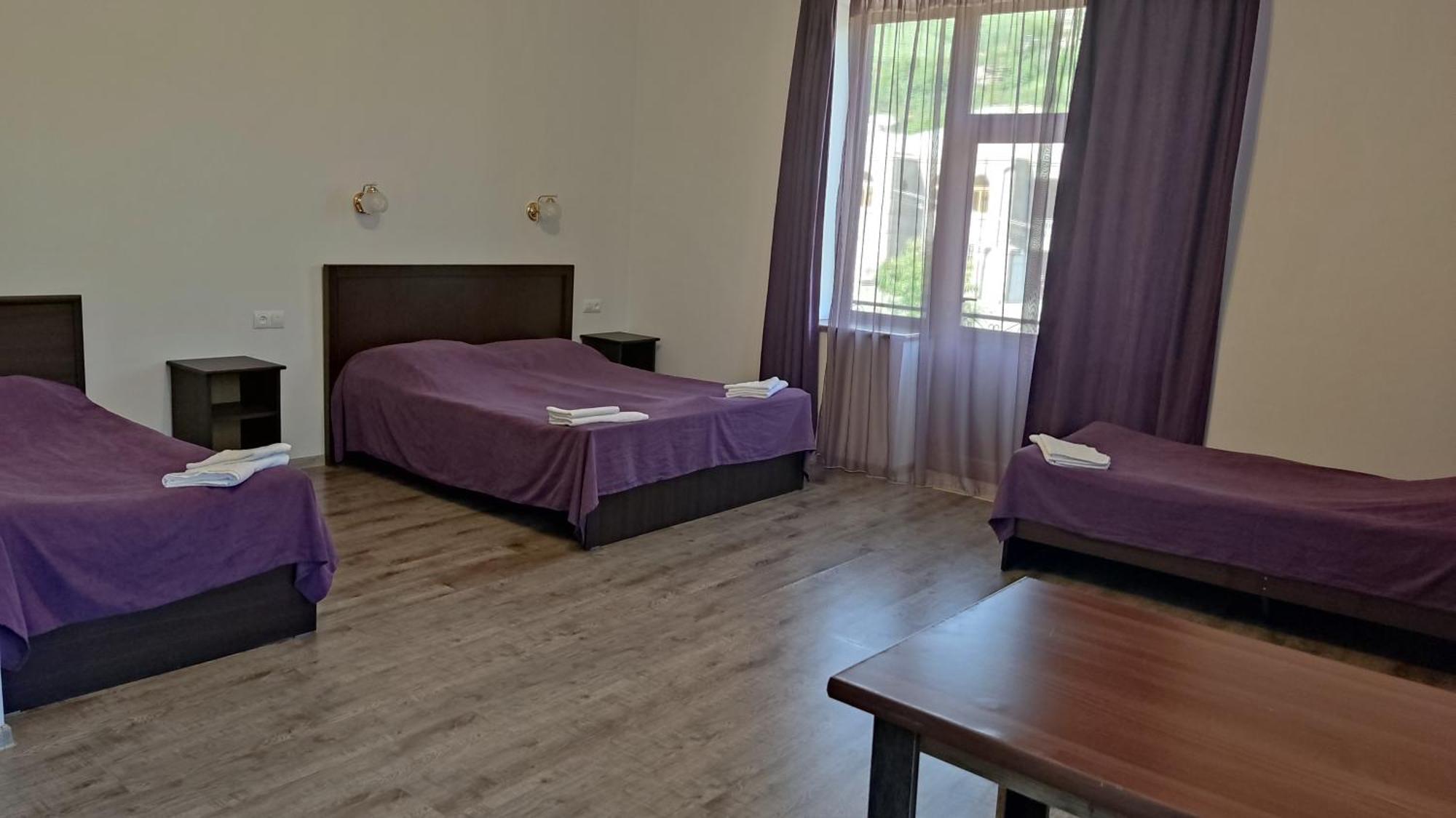 Mthnadzor Hotel กอริส ภายนอก รูปภาพ